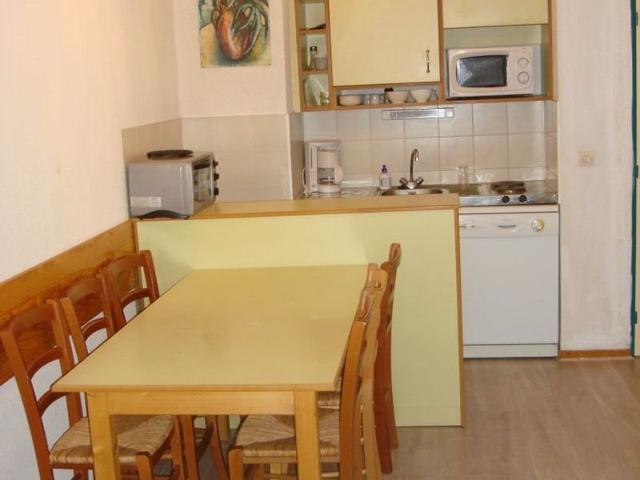 Appartement familial, 2 chambres, balcon S-E, à 30m pistes et Balnéo, Les Angles FR-1-295-135 - Les Angles