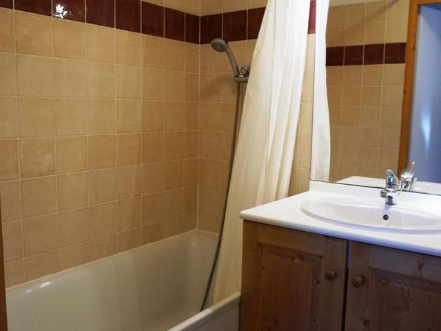 Appartement 2 pièces cabine, parking, WiFi & animaux admis FR-1-636-39 - Orcières Merlette 1850