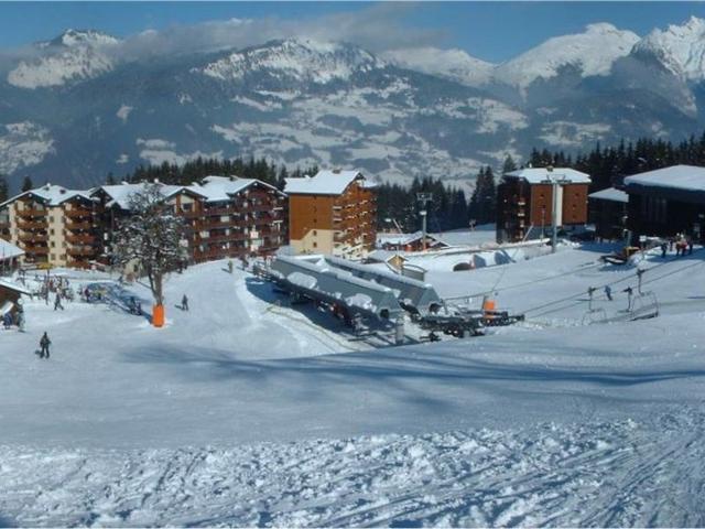 Charmant appartement 2 chambres au pied des pistes avec balcon, idéal pour 6 personnes à Morillon FR-1-642-21 - Morillon 1100 Les Esserts