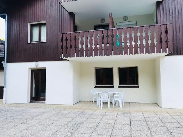 Appartement Confortable avec Piscines, Terrasse et Parking à Samoëns FR-1-629-100 - Samoëns