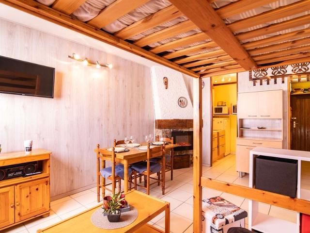 Studio pour 4 personnes à Saint Lary Pla d'Adet avec cuisine et TV FR-1-296-370 - Saint Lary Soulan