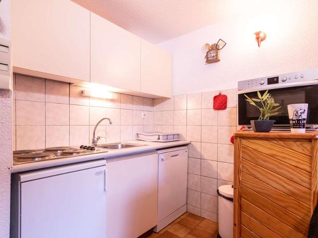 Appartement 8 personnes avec parking à 200 m du centre de Saint-Lary et proche des remontées mécaniques FR-1-296-381 - Saint Lary Soulan