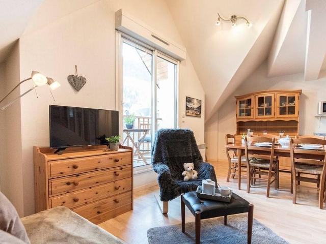 Appartement Centre Saint-Lary avec Balcon, Parking et Proximité Commerces 6 pers FR-1-296-382 - Saint Lary Soulan