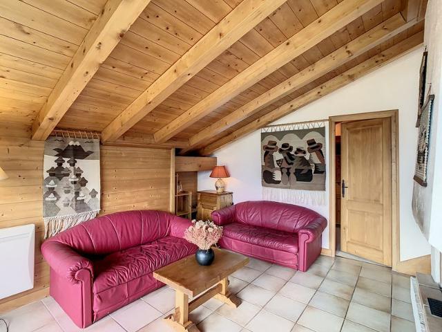 Duplex cosy à deux pas des pistes avec parking à Combloux FR-1-560-80 - Combloux