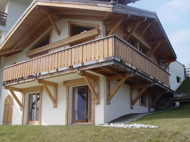 Chalet 6 pièces à Combloux avec cheminée et parking FR-1-560-21 - Combloux