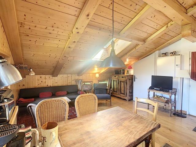 Appartement cosy avec mezzanine, au pied des pistes à Combloux, parking inclus FR-1-560-25 - Combloux