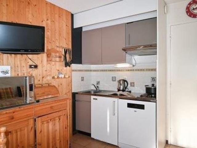 Studio confortable pour 4 pers. avec kitchenette et parking à Montgenèvre FR-1-266-189 - Montgenèvre