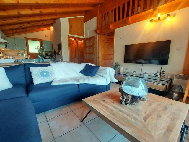 Appartement cosy avec balcon, proche du centre et skibus, garage inclus FR-1-624-112 - Samoëns