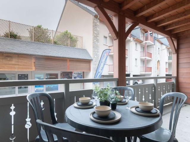 Appartement Premium Centre-Ville avec Piscine, Sauna et Parking Sécurisé FR-1-296-403 - Saint Lary Soulan