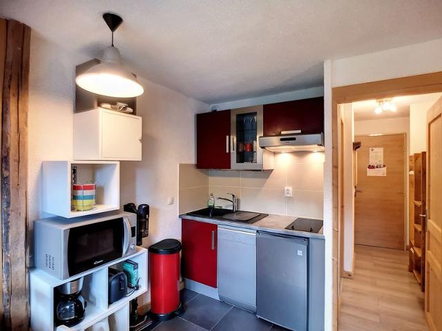 Studio rénové 4 pers, ski aux pieds, Les Menuires - 21m², 2 Flocons Or, Accès direct pistes. FR-1-178-364 - Les Menuires Reberty 1850