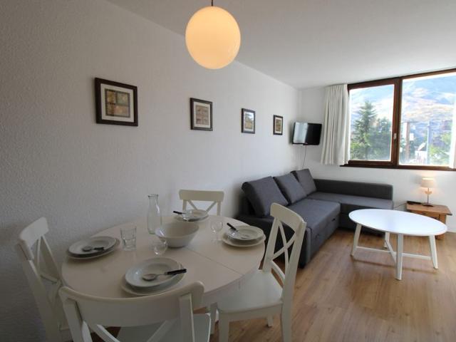 Charmant Appartement au Cœur d'Avoriaz - 4 Pers, Balcon Sud, 35m² - Proche Festival FR-1-633-53 - Avoriaz