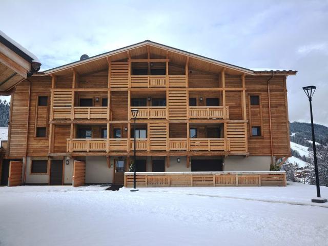 Superbe T3 neuf, idéal pour le ski, à 50m du téléski de la Turche, avec balcon et parking FR-1-685-4 - Les Gets