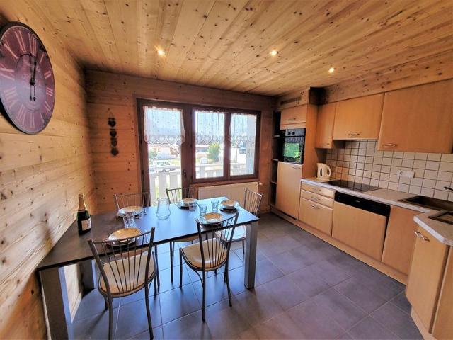 Appartement cosy, 3 balcons, plein centre, proche pistes - idéal 5-6 pers. FR-1-598-101 - Les Gets