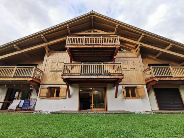 Appartement cosy avec terrasse et parking privé, centre village à 2 pas et arrêt ski-bus proche FR-1 - Samoëns