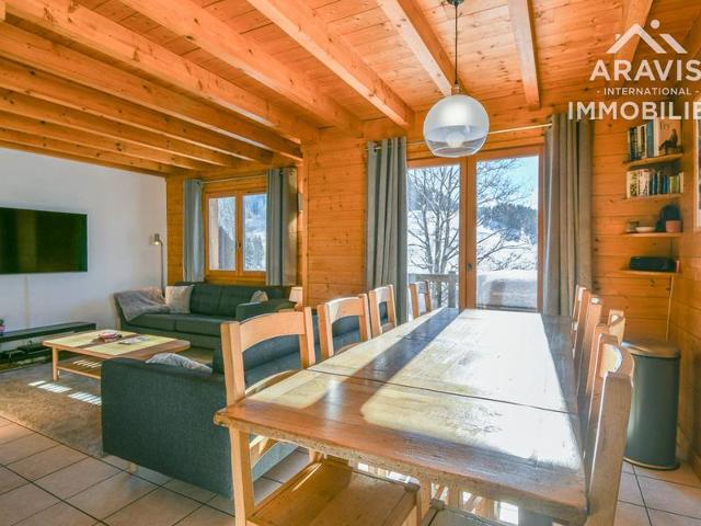 Chalet spacieux avec balcon sud, 8 pers, 4 ch, proche pistes et commerces, équipements modernes ! FR-1-391-158 - Le Grand Bornand