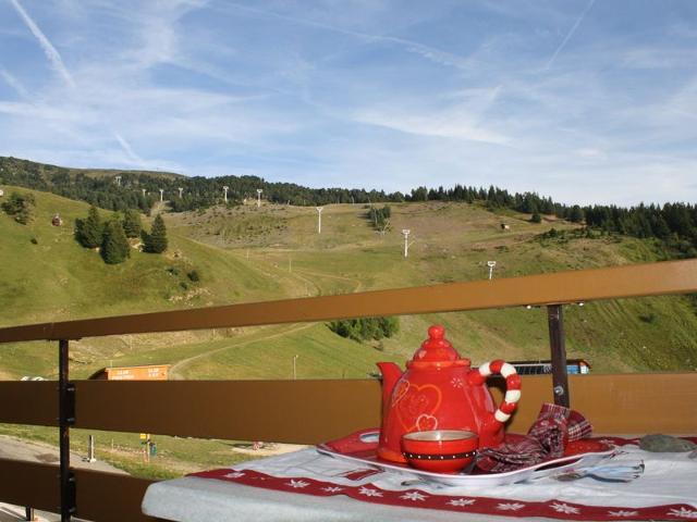 Appartement chaleureux au pied des pistes, balcon sud, 2 pièces + coin montagne, animaux non admis FR-1-340-258 - Chamrousse