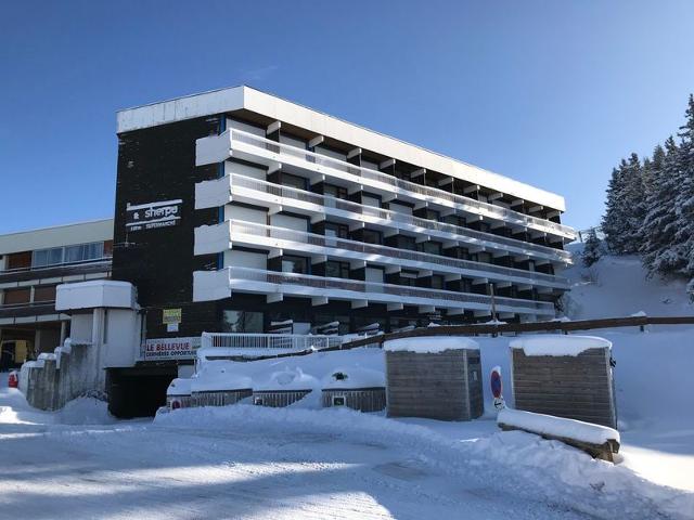 Grand studio avec balcon et piscine, pied des pistes à Chamrousse 1750 FR-1-549-90 - Chamrousse