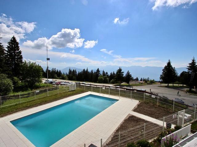 Studio au centre station, balcon sud, piscine, au pied des pistes. FR-1-549-91 - Chamrousse