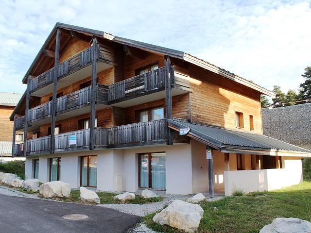 Appartement 6 pers, kitchenette équipée, vue montagne, piscine, La Joue du Loup FR-1-162-593 - La Joue du Loup