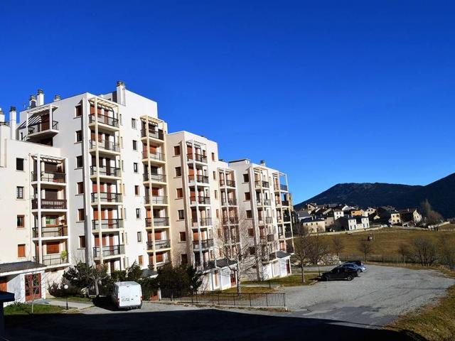 Appartement 2 pièces aux pieds des pistes avec parking, casier à skis et cuisine équipée FR-1-593-48 - Les Angles