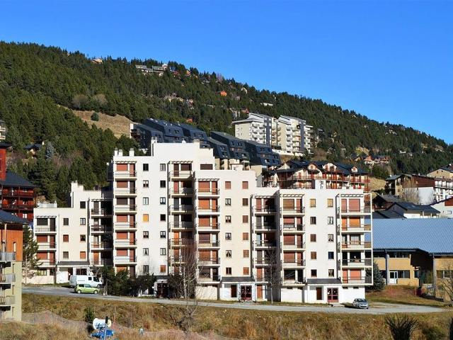 Appartement 2 pièces aux pieds des pistes avec parking, casier à skis et cuisine équipée FR-1-593-48 - Les Angles