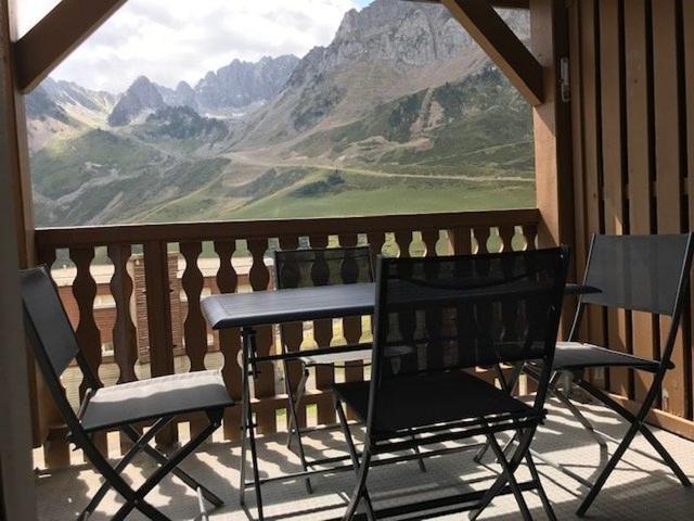 Studio cabine 4 pers avec terrasse, piscine couverte et salle de fitness, proche pistes et remontées FR-1-404-339 - La Mongie