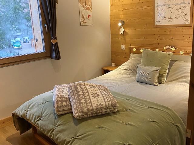 Appartement T3 à Morzine avec Jacuzzi Privatif, Proche Navettes, 8 Pers. FR-1-684-58 - Morzine