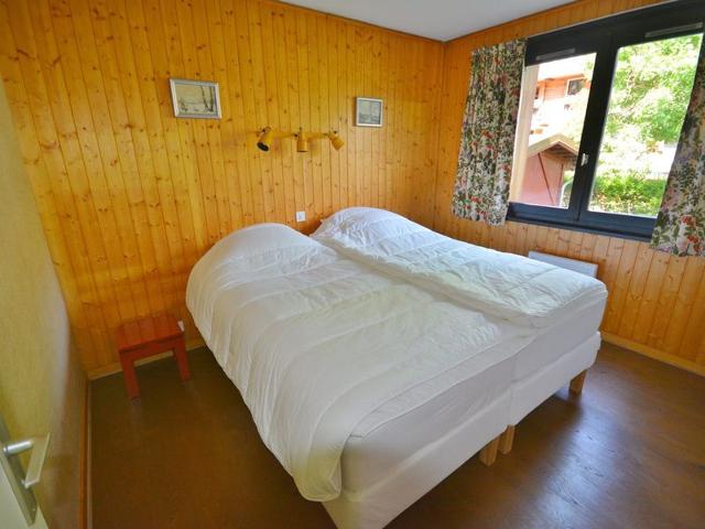 Appartement lumineux, 4 pers, terrasse, 700m centre et télécabine, WiFi, parking, draps inclus FR-1- - Morzine