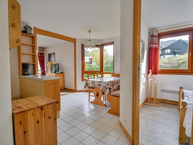 Morzine: Appt 4 pers, balcon, parking privé, près des pistes FR-1-684-26 - Morzine