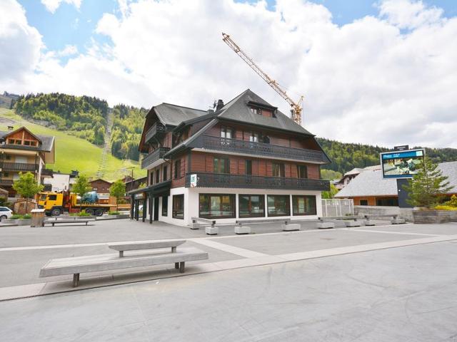 Duplex central, 4 pers., proche pistes et téléphériques, parking inclus, linge fourni FR-1-684-6 - Morzine