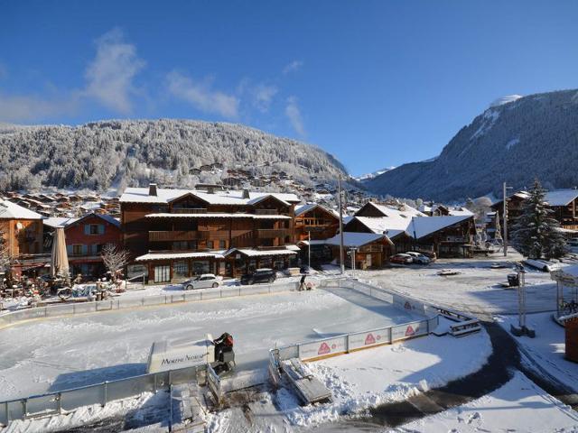 Duplex central, 4 pers., proche pistes et téléphériques, parking inclus, linge fourni FR-1-684-6 - Morzine