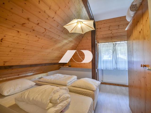 Duplex central, 4 pers., proche pistes et téléphériques, parking inclus, linge fourni FR-1-684-6 - Morzine