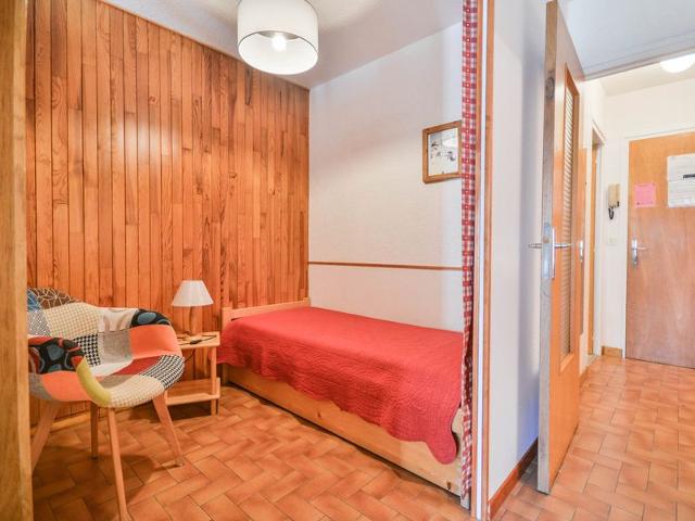 Studio central avec balcon sud, proche téléphériques, parking couvert inclus, pour 4 pers. FR-1-684- - Morzine