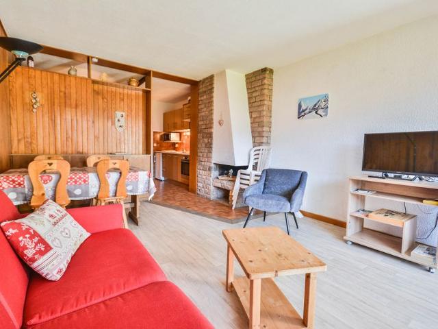 Studio central avec balcon sud, proche téléphériques, parking couvert inclus, pour 4 pers. FR-1-684- - Morzine