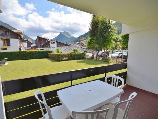 Studio central avec balcon sud, proche téléphériques, parking couvert inclus, pour 4 pers. FR-1-684- - Morzine