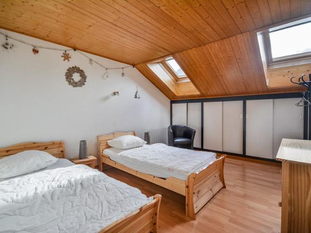 Duplex spacieux, 6 pers., balcon sud, proche centre et remontées mécaniques, Morzine FR-1-684-28 - Morzine