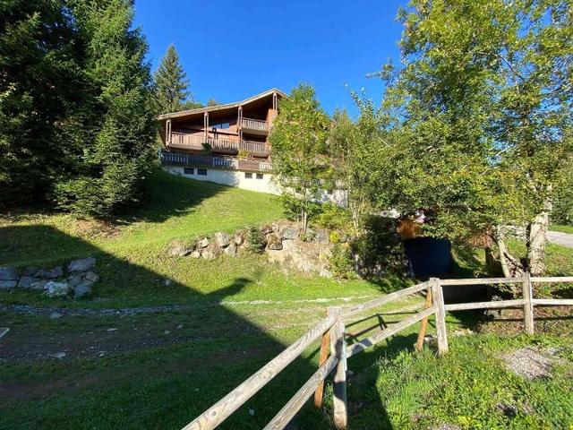 Studio 4 pers. sur les pistes avec balcon et parking FR-1-459-193 - La Clusaz