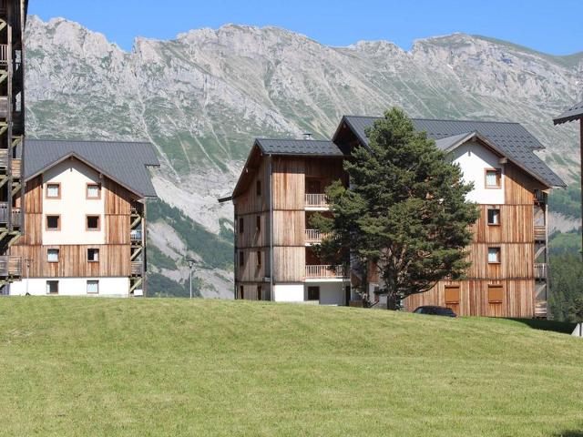 Appartement cosy pour 4 pers. avec TV, lave-vaisselle et lave-linge à Superdévoluy FR-1-162-572 - Superdévoluy