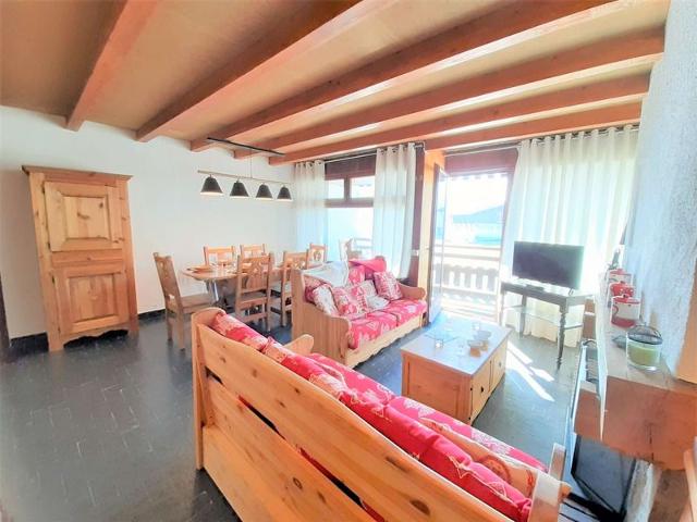 Duplex T3, 6 pers, 1700m d'altitude, Pla d'Adet, Sud, parking, classé 2 étoiles, non-fumeur FR-1-457 - Saint Lary Soulan