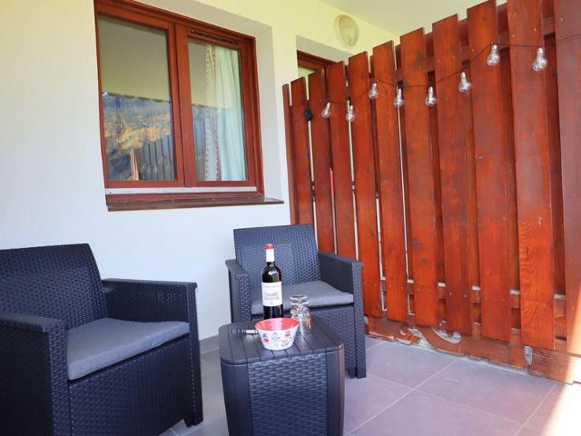 Appartement lumineux avec piscines, terrasse et parking à Samoëns FR-1-624-125 - Samoëns