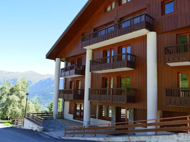 Courchevel: Skis aux pieds, 3 ch, Wifi, Parking, 4 pers FR-1-575-24 - Courchevel 1550