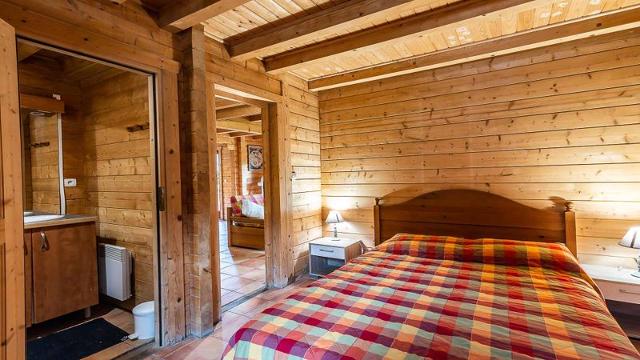 Chalet Bois de Champelle- 94 Magnifique Chalet-10 pers - Morillon 1100 Les Esserts