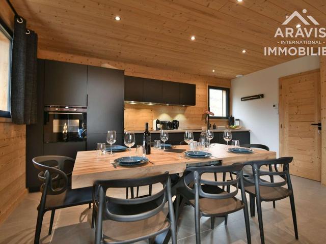 Chalet Mitoyen Luxueux 8 Pers, 3 Chambres Confortables pour une Escapade Alpestre Inoubliable FR-1-391-168 - Le Grand Bornand