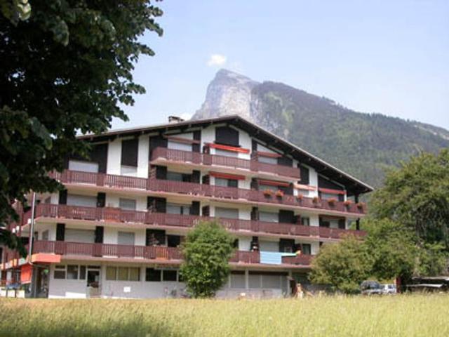 Charmant duplex au centre de Samoëns avec balcon, WiFi et parking FR-1-629-115 - Samoëns