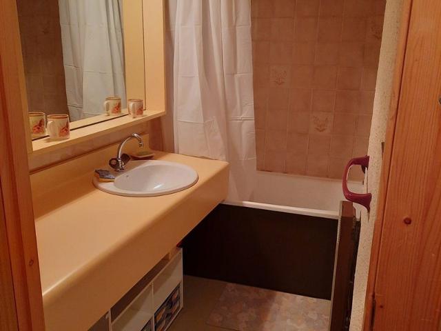 Studio cabine avec jardin, 24m², Chamrousse 1650, idéal pour famille, équipements complets FR-1-340-265 - Chamrousse