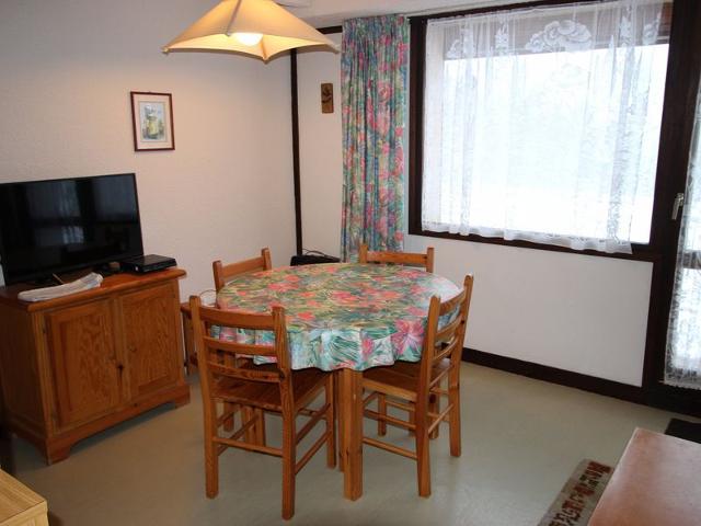 Studio cabine avec jardin, 24m², Chamrousse 1650, idéal pour famille, équipements complets FR-1-340-265 - Chamrousse