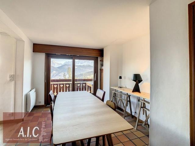 Duplex ski-in/ski-out face au Mont Blanc avec parking et wifi FR-1-560-103 - Combloux