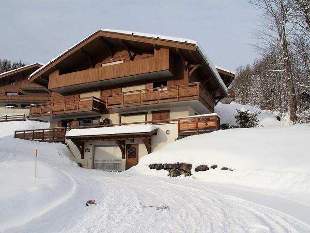 Appartement 3 pièces avec balcon et garage proche des pistes FR-1-459-142 - La Clusaz