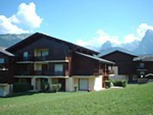 Duplex rénové à Morillon, proche télécabine, 4 pers, balcon, Wi-Fi, parking FR-1-642-68 - Morillon Village