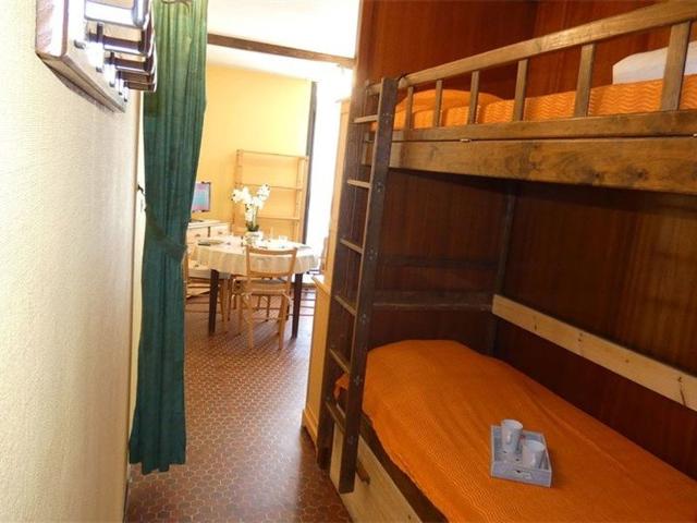 Studio cosy 4 pers, St Lary Soulan, pied des pistes, parking, TV, kitchenette équipée FR-1-457-324 - Saint Lary Soulan